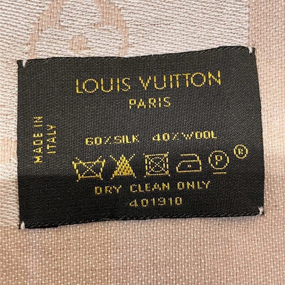 Louis Vuitton Monogram M72046 Pink Shawl/Scarf for Women - Picture 4 of 8